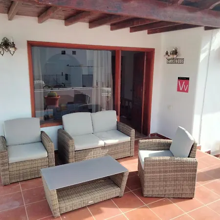 Casa Llamedos פוארטו דל כרמן